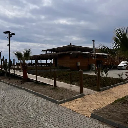 Lakos Karavan - Sarigerme Beach אתר קמפינג דלמן