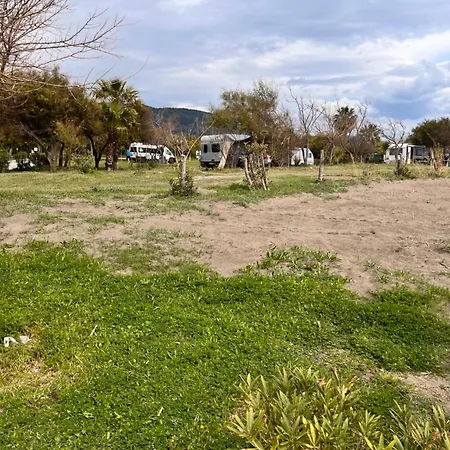 Lakos Karavan - Sarigerme Beach دالامان