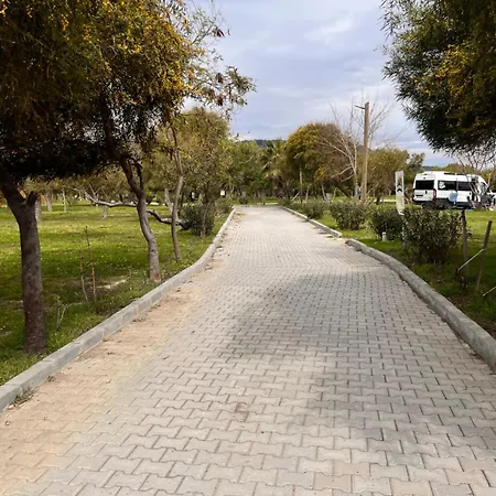 مكان تخييم Lakos Karavan - Sarigerme Beach دالامان